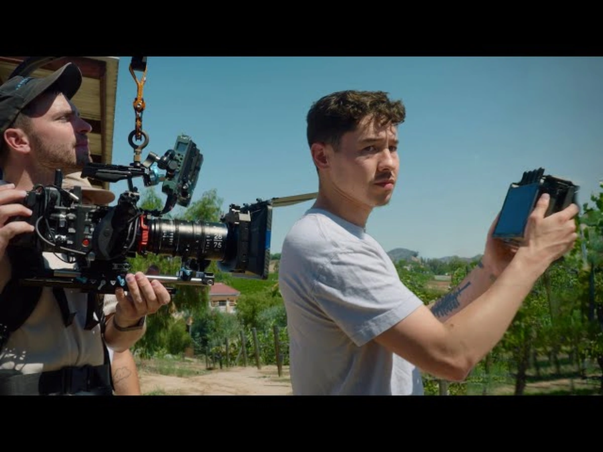 四虎影视专业拍摄团队工作现场